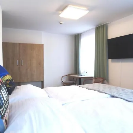 Garni Areka Czeski Krumlow