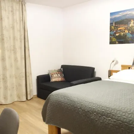Garni Areka 3*