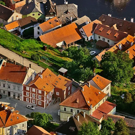 Garni Areka 招待所