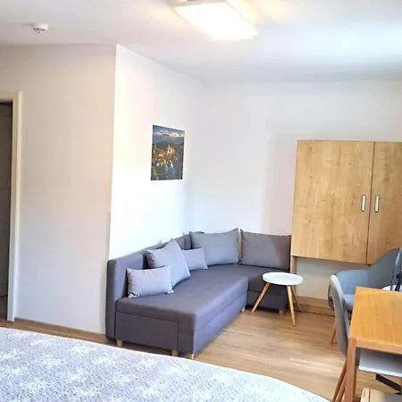 Garni Areka 3*