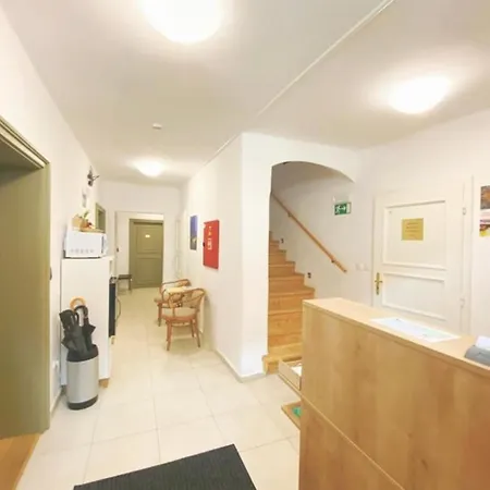 Garni Areka 3*