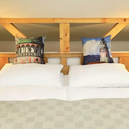 Garni Areka Czeski Krumlow