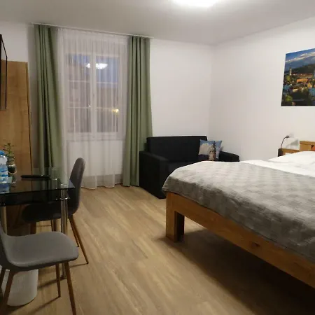 招待所 Garni Areka 3*