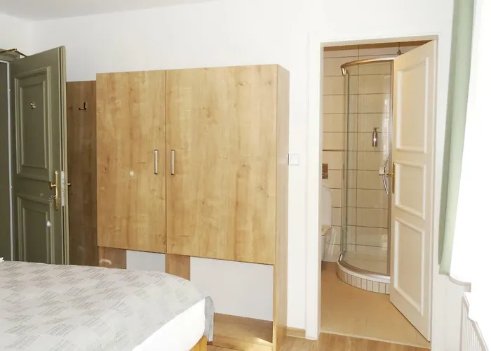 Garni Areka Český Krumlov