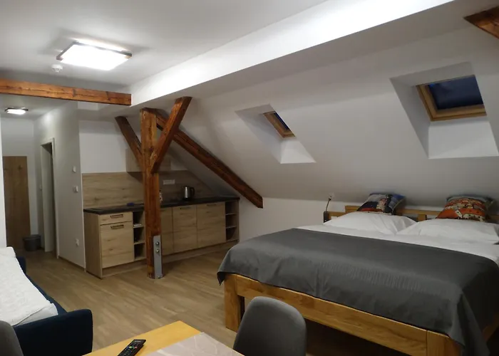 Garni Areka 招待所