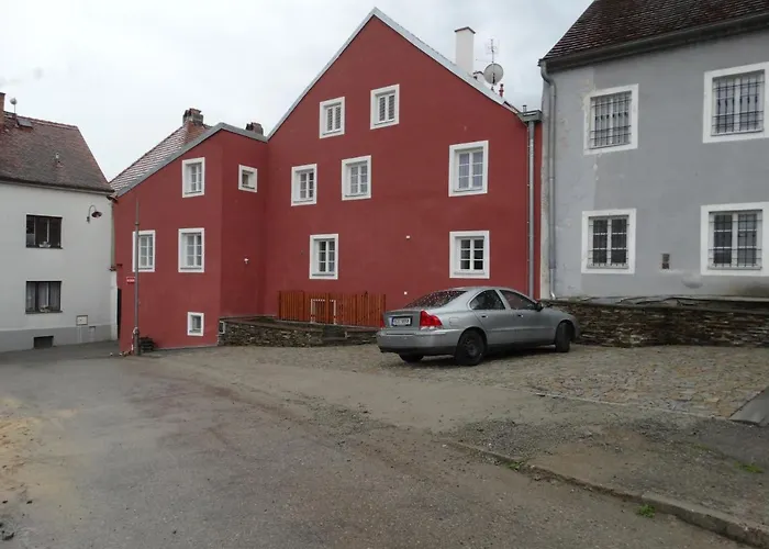 Garni Areka 招待所 3*